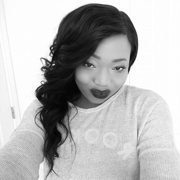 Meet your Posher, Ola