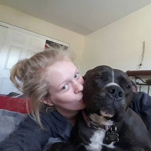 Meet your Posher, Halie