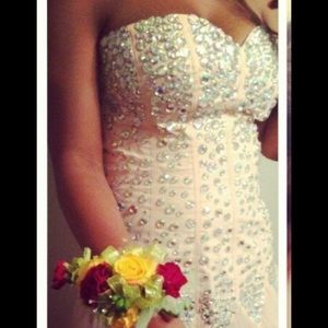NOX Narianna prom dress