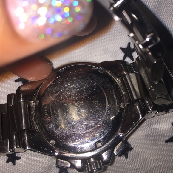 Michael Kors watch - Picture 3 of 4