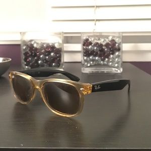 Ray Ban WayFarer 945