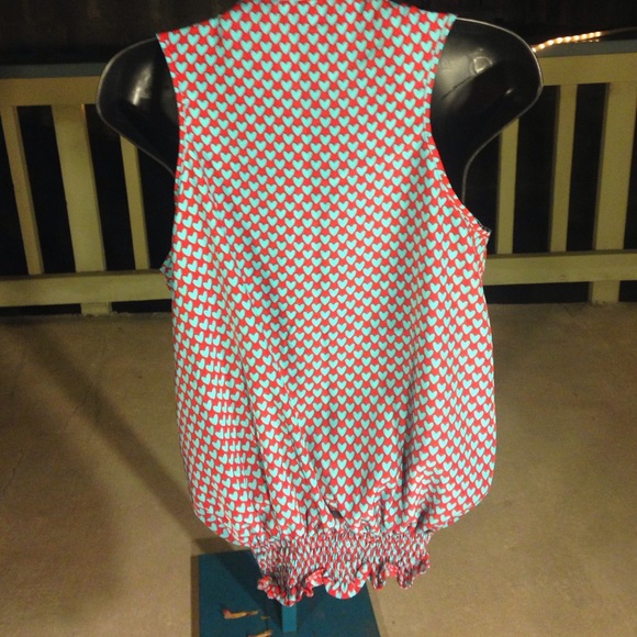 Zarey ❤️Heart💙 top - Picture 4 of 4