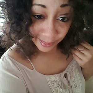 Meet your Posher, Jamillah