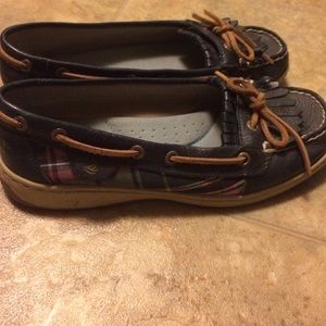 Sperry slip on