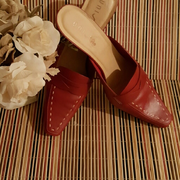 Unisa Red Leather Slides
