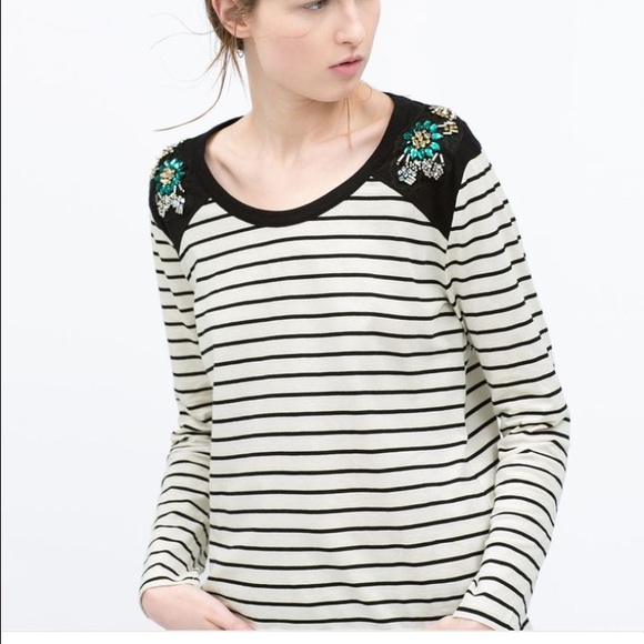 Zara long sleeves shirt with shoulder gems details