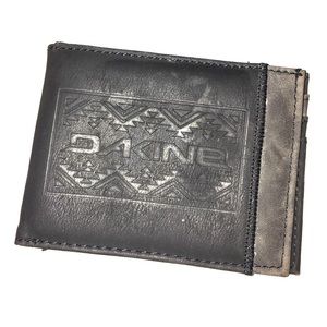 Brand new men's "Dakine" wallet