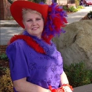 Meet your Posher, Loretta