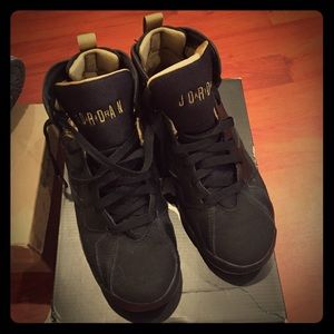 Special Edition Air Jordan 7s black/gold
