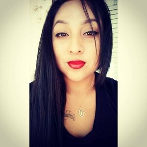 Meet your Posher, Franiza kaye