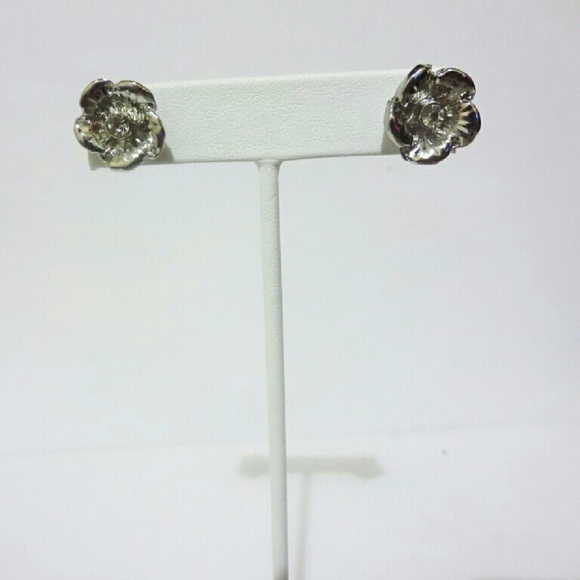 Simply Vera Vera  Wang Flower Stud Earrings
