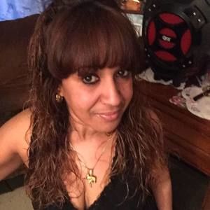 Meet your Posher, Monique