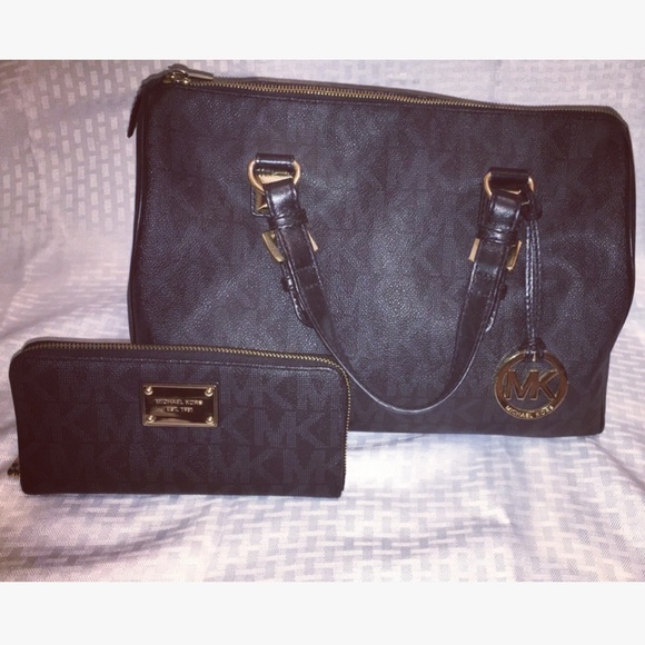 SOLD! Michael Kors Large Logo Satchel & Wallet