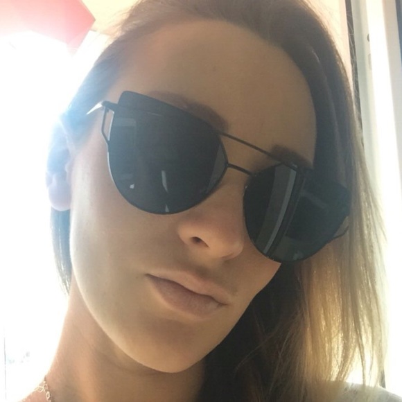 Trendy metal sunglasses PRICE FIRM - Picture 3 of 4