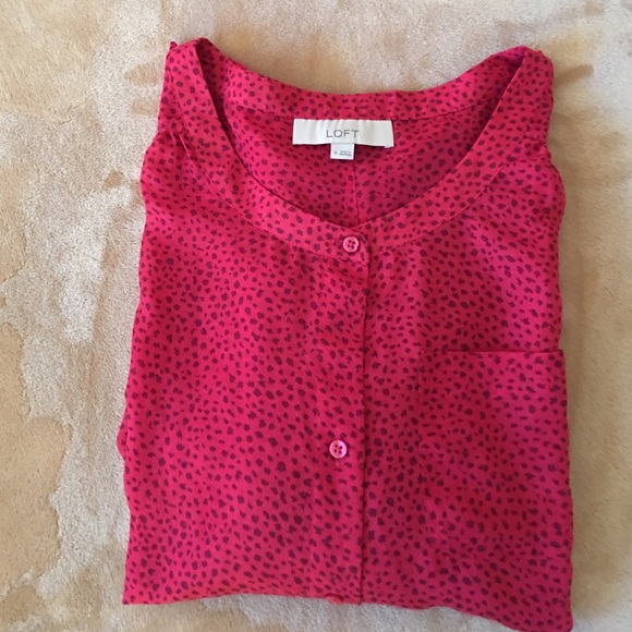 Adorable Blouse with 3/4 sleeves.