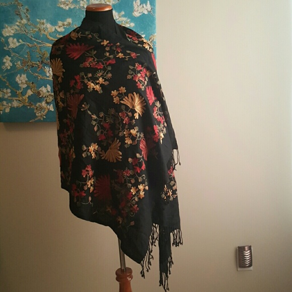 NWT Baba Clothing Company L.A Scarf/Shawl