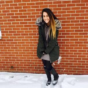 Meet your Posher, Jasmine