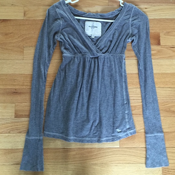 Long sleeved v-neck