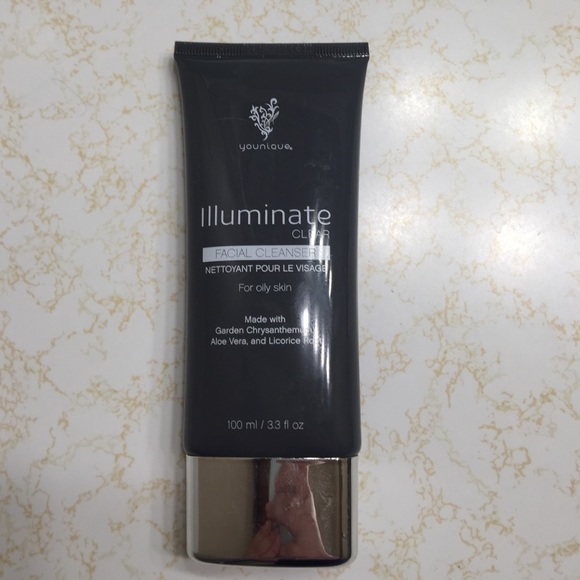 SALE Younique face cleanser