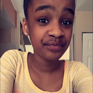 Meet your Posher, Jade