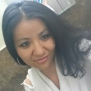 Meet your Posher, Cynthia