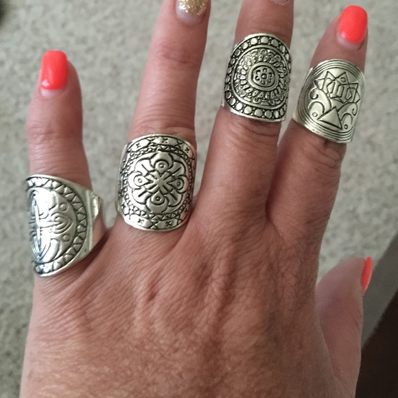 4pc Boho Ring Set(NWT)price firm - Picture 3 of 3