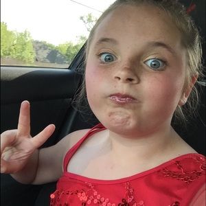 Meet your Posher, Allie