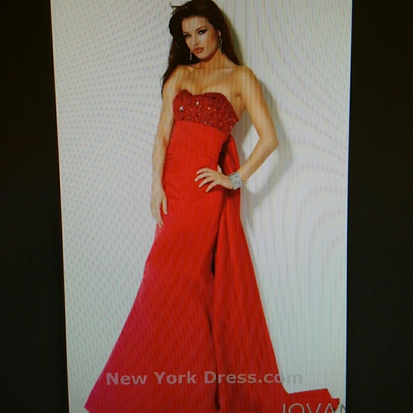 Jovani size 12 red satin gown/prom dress!!