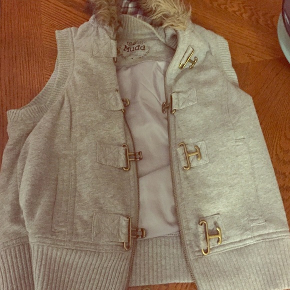 Fall/Winter vest - Picture 1 of 3