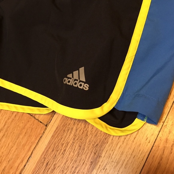 Running shorts - Picture 2 of 4