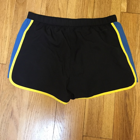 Running shorts - Picture 4 of 4