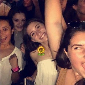 Meet your Posher, Isabella