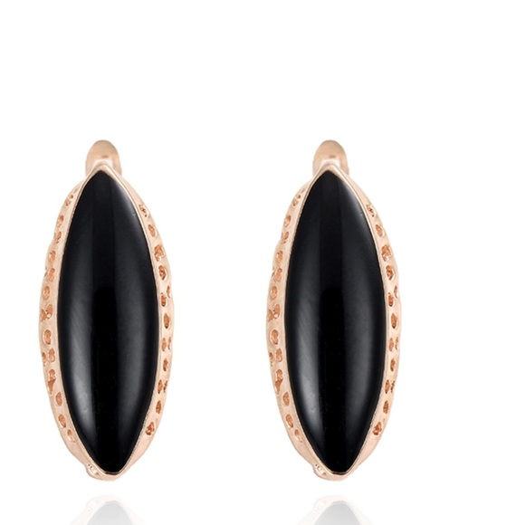 Dainty Black Gold Jewelry Set 2 LEFT - Picture 3 of 4