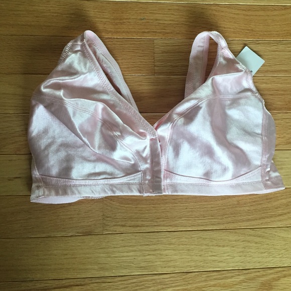 Pink front clip bra