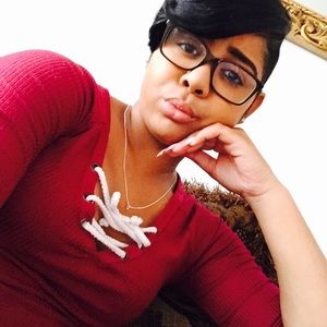 Meet your Posher, Jamia