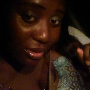 Meet your Posher, Melissa edwards