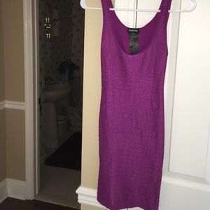 Bebe fuchsia body con dress