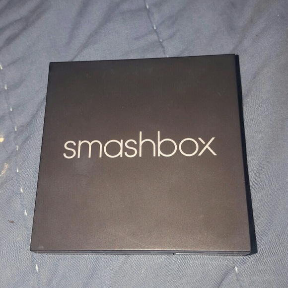 Smashbox pressed powder