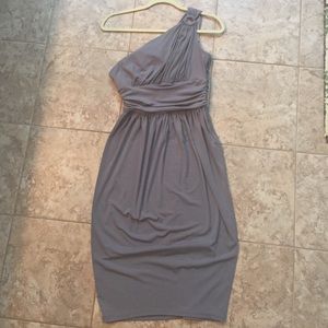 Flattering dress perfect for a wedding.