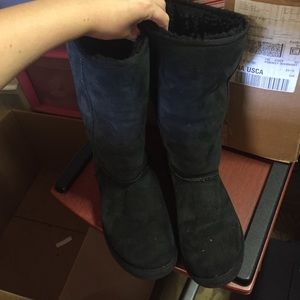 Black ugg boots size 9