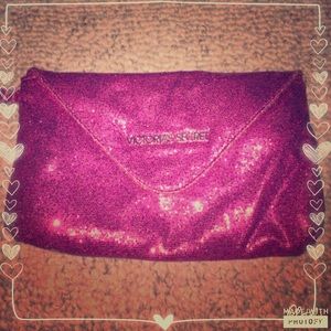 💖VS sequin wristlet💖