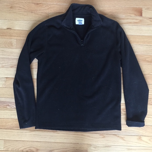 Black polyester sweatshirt
