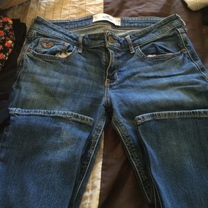 Hollister well worn 7 long