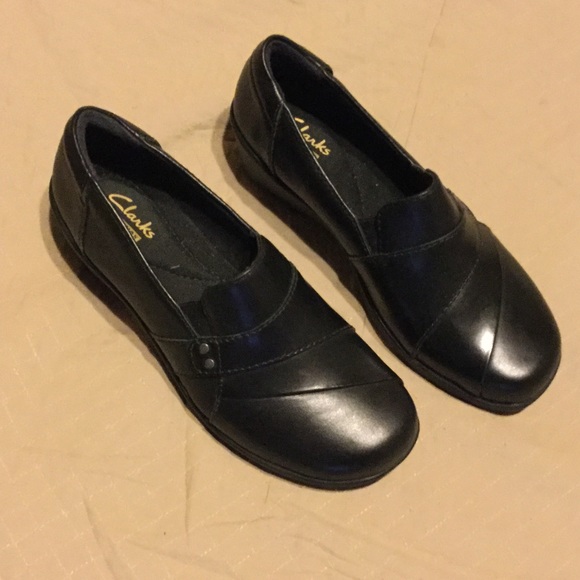 Clarks collection black genuine leather shoes 5.5