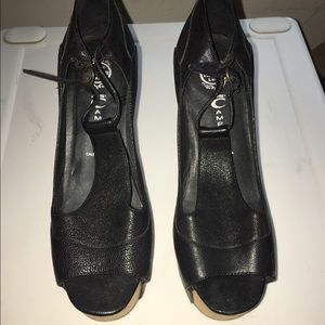 Comfy super high heels! 👠👠😝