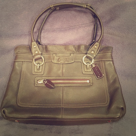 Authentic coach handbag - Picture 1 of 4