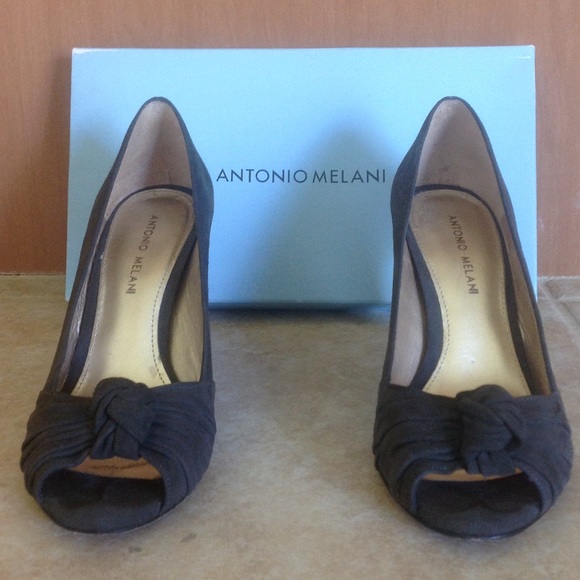 Antonio Melani Franca  gray peep-toe pump - Picture 3 of 3