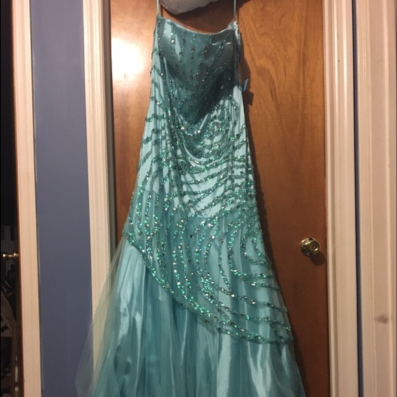 Prom dress