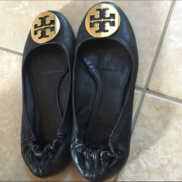 Tory Burch Classic Flat Metal Logo