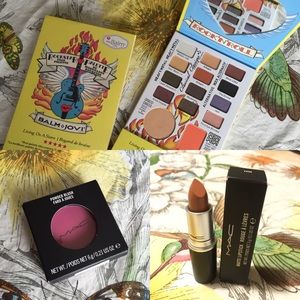 Bundle for @tika2317 ONLY! 💕🙌🏼